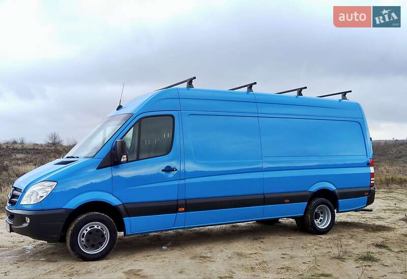 Вантажний фургон Mercedes-Benz Sprinter 2011 в Рівному