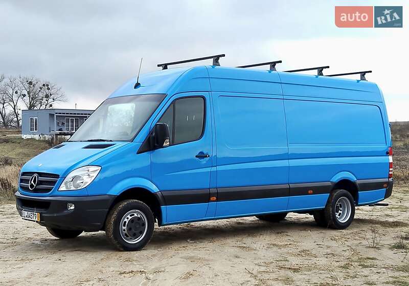 Вантажний фургон Mercedes-Benz Sprinter 2011 в Рівному