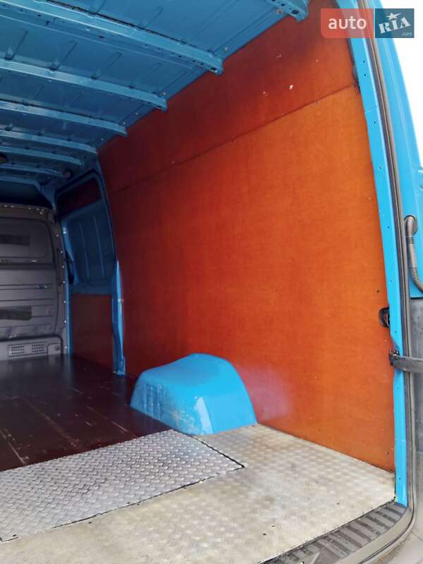 Вантажний фургон Mercedes-Benz Sprinter 2011 в Рівному
