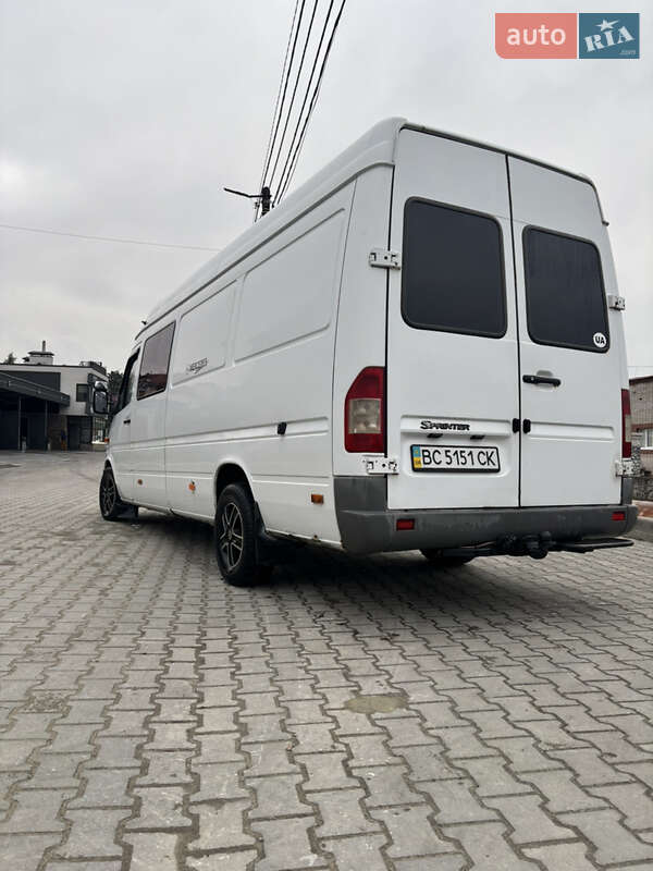 Грузовой фургон Mercedes-Benz Sprinter 2000 в Новояворовске фото 11 Грузовой фургон Mercedes-Benz Sprinter 2000 в Новояворовске