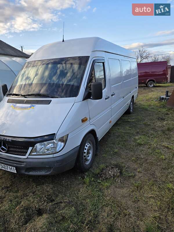 Вантажний фургон Mercedes-Benz Sprinter 2006 в Виноградові