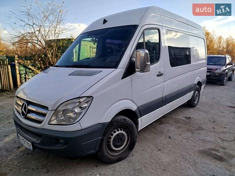 Вантажопасажирський фургон Mercedes-Benz Sprinter 2007 в Хмельницькому фото Вантажопасажирський фургон Mercedes-Benz Sprinter 2007 в Хмельницькому