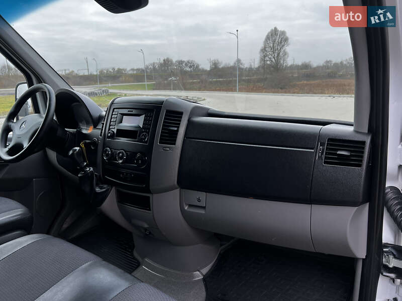 Грузовой фургон Mercedes-Benz Sprinter 2015 в Ковеле фото 24 Грузовой фургон Mercedes-Benz Sprinter 2015 в Ковеле