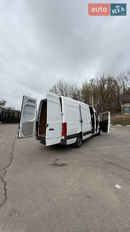 Грузовой фургон Mercedes-Benz Sprinter 2021 в Ровно фото 45 Грузовой фургон Mercedes-Benz Sprinter 2021 в Ровно