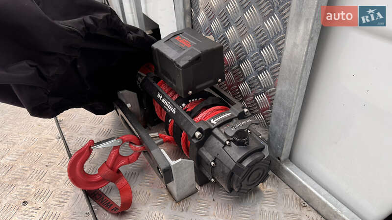 Эвакуатор Mercedes-Benz Sprinter 2019 в Дубно