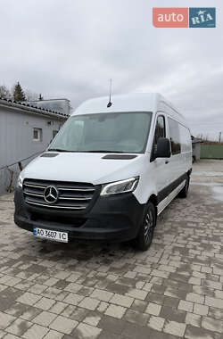 Мікроавтобус Mercedes-Benz Sprinter 2018 в Сваляві