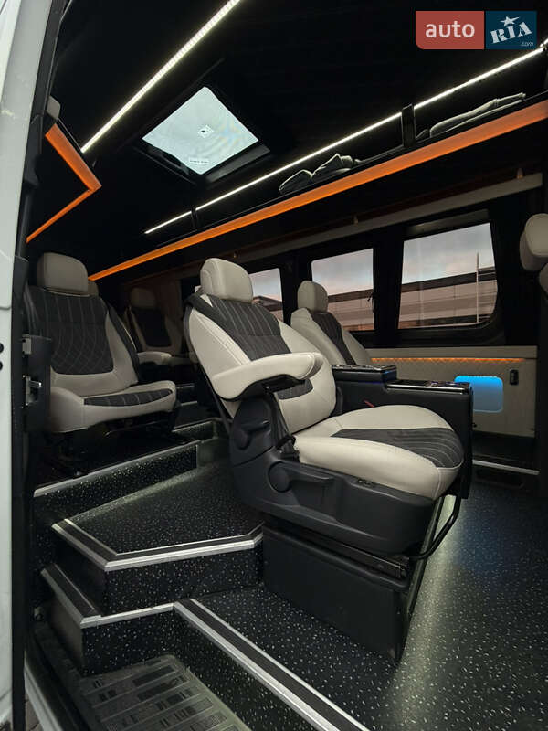 Микроавтобус Mercedes-Benz Sprinter 2018 в Ровно фото 26 Микроавтобус Mercedes-Benz Sprinter 2018 в Ровно