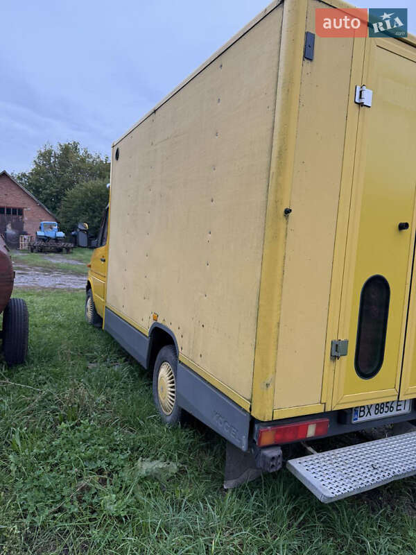 Грузовой фургон Mercedes-Benz Sprinter 2003 в Хмельницком фото 4 Грузовой фургон Mercedes-Benz Sprinter 2003 в Хмельницком