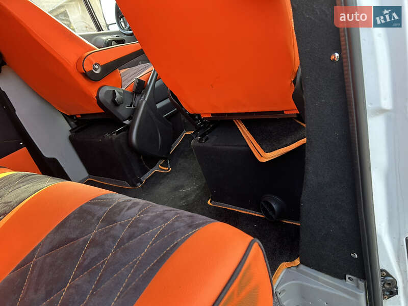 Вантажопасажирський фургон Mercedes-Benz Sprinter 2011 в Борщеві фото 18 Вантажопасажирський фургон Mercedes-Benz Sprinter 2011 в Борщеві