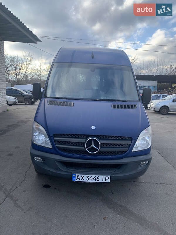 Вантажний фургон Mercedes-Benz Sprinter 2010 в Харкові фото 2 Вантажний фургон Mercedes-Benz Sprinter 2010 в Харкові