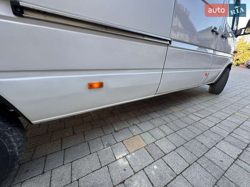 Вантажний фургон Mercedes-Benz Sprinter 2004 в Делятині фото 4 Вантажний фургон Mercedes-Benz Sprinter 2004 в Делятині