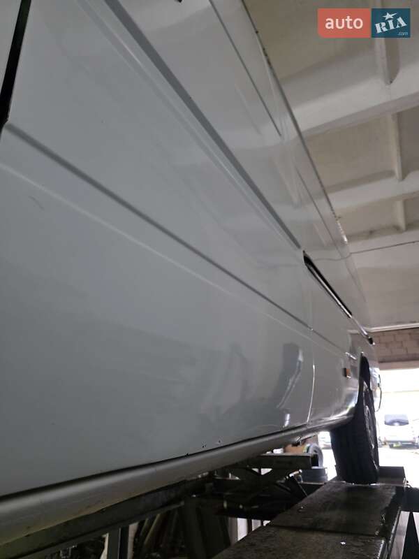 Вантажний фургон Mercedes-Benz Sprinter 2006 в Виноградові фото 13 Вантажний фургон Mercedes-Benz Sprinter 2006 в Виноградові