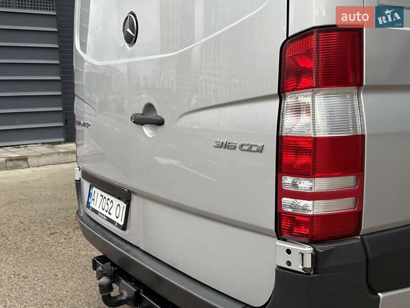 Грузовой фургон Mercedes-Benz Sprinter 2014 в Бородянке