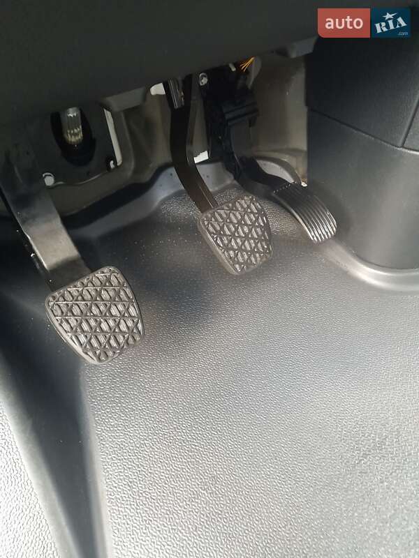 Вантажний фургон Mercedes-Benz Sprinter 2020 в Запоріжжі фото 20 Вантажний фургон Mercedes-Benz Sprinter 2020 в Запоріжжі