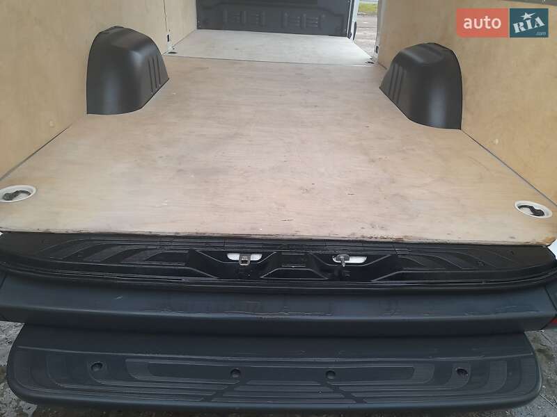 Вантажний фургон Mercedes-Benz Sprinter 2020 в Запоріжжі фото 25 Вантажний фургон Mercedes-Benz Sprinter 2020 в Запоріжжі