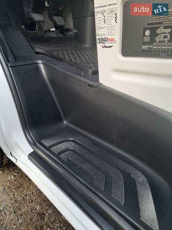 Вантажний фургон Mercedes-Benz Sprinter 2020 в Запоріжжі фото 50 Вантажний фургон Mercedes-Benz Sprinter 2020 в Запоріжжі