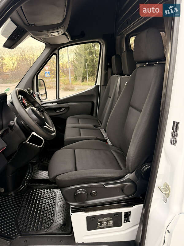 Грузовой фургон Mercedes-Benz Sprinter 2020 в Бердичеве фото 16 Грузовой фургон Mercedes-Benz Sprinter 2020 в Бердичеве
