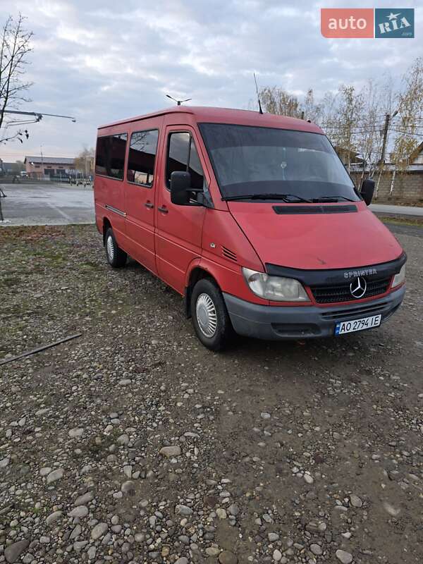 Грузовой фургон Mercedes-Benz Sprinter 2005 в Виноградове фото 5 Грузовой фургон Mercedes-Benz Sprinter 2005 в Виноградове