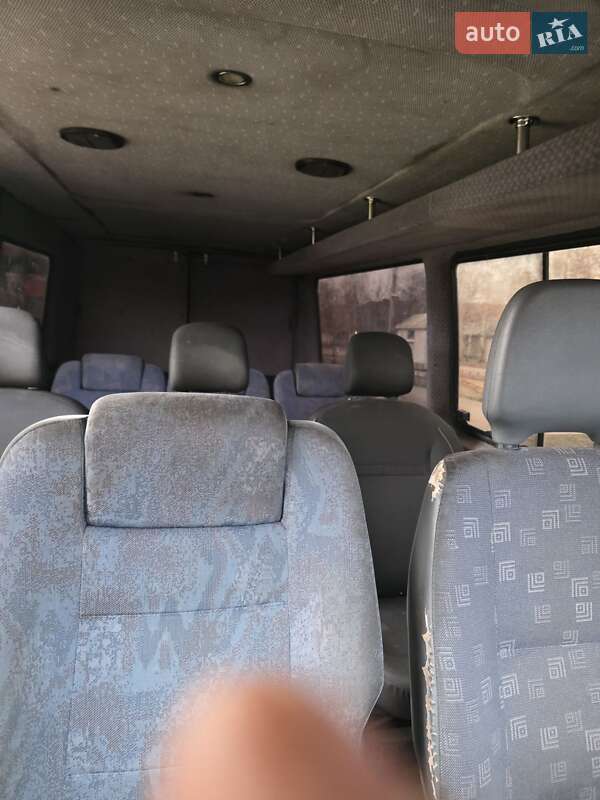 Грузовой фургон Mercedes-Benz Sprinter 2005 в Виноградове фото 7 Грузовой фургон Mercedes-Benz Sprinter 2005 в Виноградове