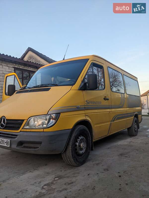 Мінівен Mercedes-Benz Sprinter 2004 в Комарному