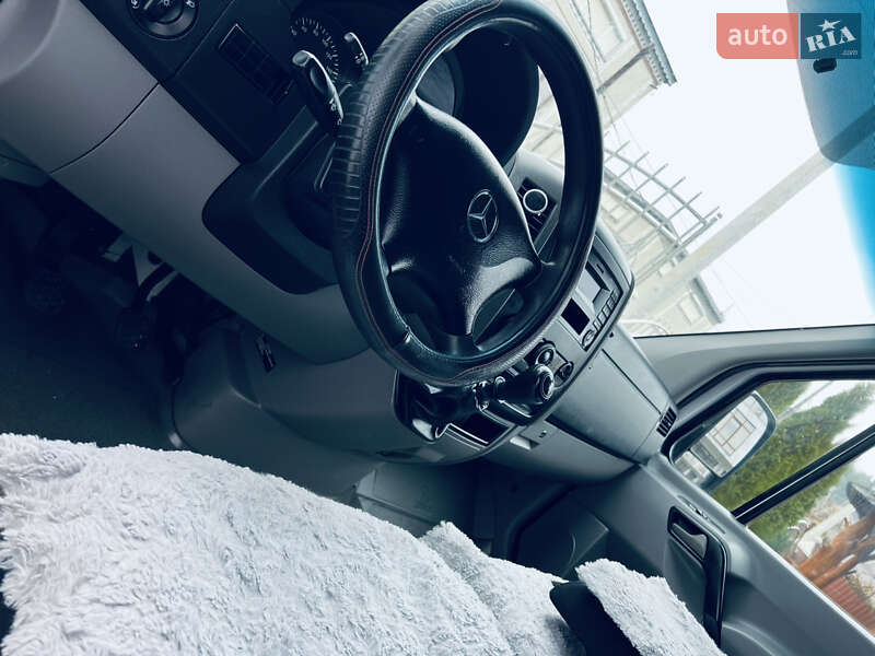 Вантажний фургон Mercedes-Benz Sprinter 2016 в Тячеві фото 32 Вантажний фургон Mercedes-Benz Sprinter 2016 в Тячеві