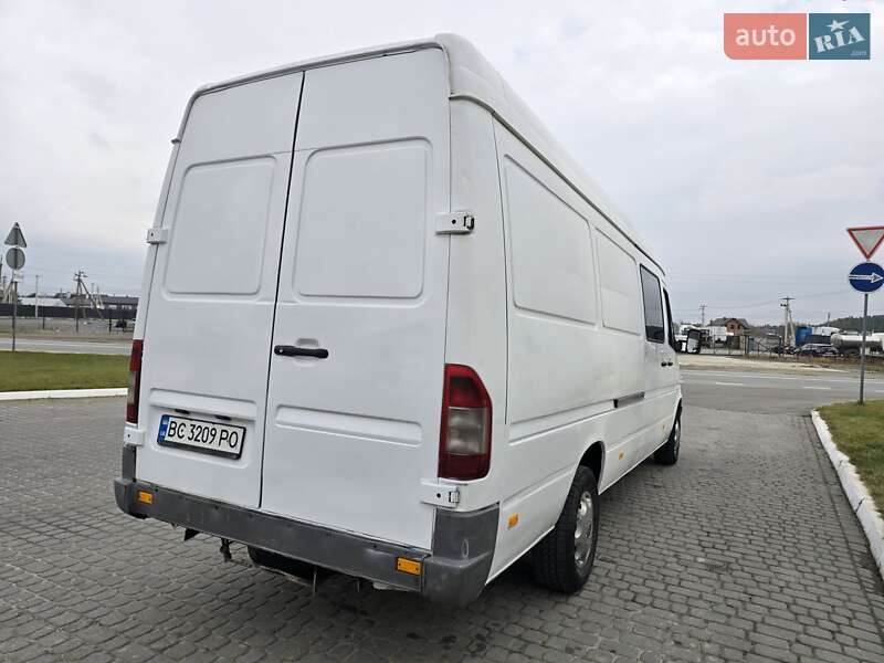 Грузопассажирский фургон Mercedes-Benz Sprinter 1997 в Львове