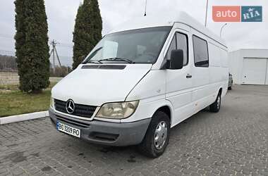 Вантажопасажирський фургон Mercedes-Benz Sprinter 1997 в Львові