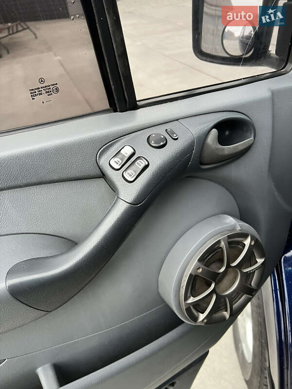 Микроавтобус грузовой (до 3,5т) Mercedes-Benz Sprinter 2005 в Белой Церкви