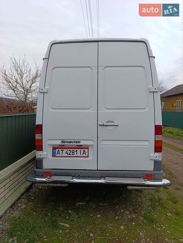 Вантажний фургон Mercedes-Benz Sprinter 1999 в Тлумачі фото 4 Вантажний фургон Mercedes-Benz Sprinter 1999 в Тлумачі