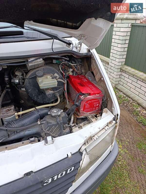 Вантажний фургон Mercedes-Benz Sprinter 1999 в Тлумачі фото 13 Вантажний фургон Mercedes-Benz Sprinter 1999 в Тлумачі