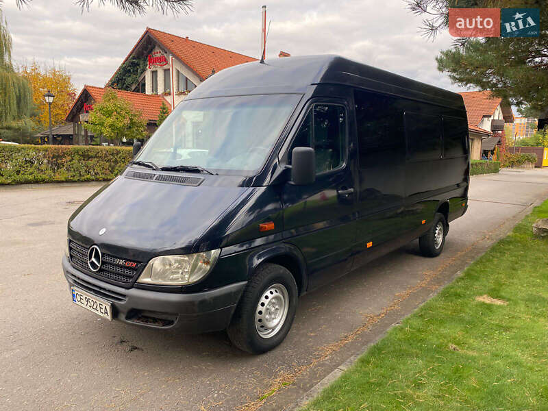 Вантажний фургон Mercedes-Benz Sprinter 2005 в Івано-Франківську