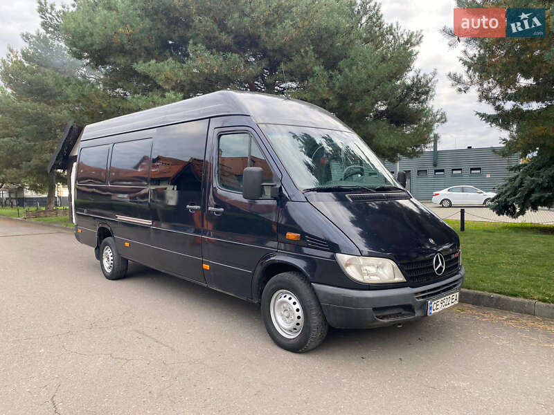 Вантажний фургон Mercedes-Benz Sprinter 2005 в Івано-Франківську