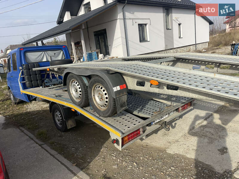 Эвакуатор Mercedes-Benz Sprinter 2004 в Ивано-Франковске