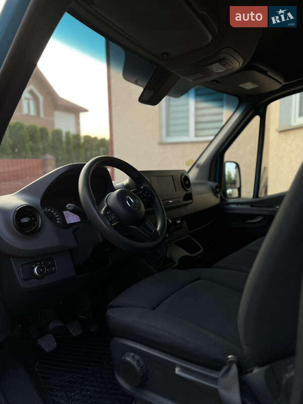 Вантажний фургон Mercedes-Benz Sprinter 2019 в Тернополі