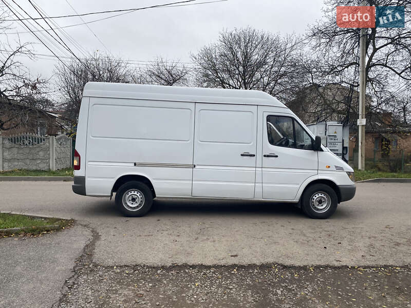 Грузовой фургон Mercedes-Benz Sprinter 2006 в Виннице