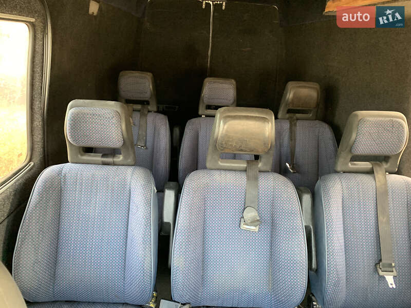 Вантажопасажирський фургон Mercedes-Benz Sprinter 2002 в Ізмаїлі фото 13 Вантажопасажирський фургон Mercedes-Benz Sprinter 2002 в Ізмаїлі