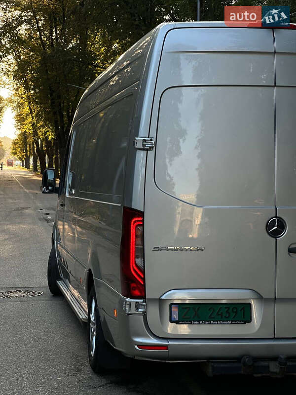 Мікроавтобус вантажний (до 3,5т) Mercedes-Benz Sprinter 2018 в Чернівцях фото 17 Мікроавтобус вантажний (до 3,5т) Mercedes-Benz Sprinter 2018 в Чернівцях