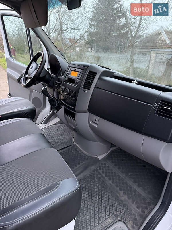 Грузовой фургон Mercedes-Benz Sprinter 2017 в Николаеве