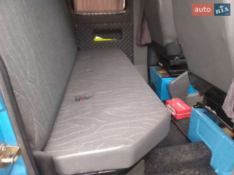 Эвакуатор Mercedes-Benz Sprinter 2002 в Гребенках фото 19 Эвакуатор Mercedes-Benz Sprinter 2002 в Гребенках