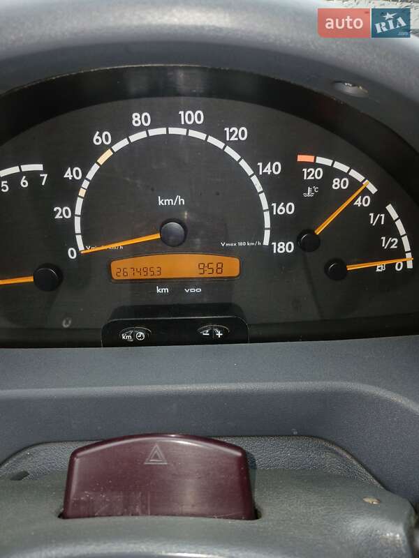 Микроавтобус Mercedes-Benz Sprinter 2005 в Иршаве фото 4 Микроавтобус Mercedes-Benz Sprinter 2005 в Иршаве