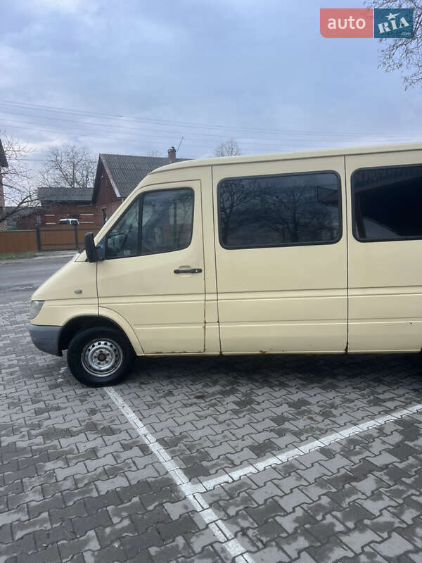 Мінівен Mercedes-Benz Sprinter 2005 в Чернівцях фото 2 Мінівен Mercedes-Benz Sprinter 2005 в Чернівцях