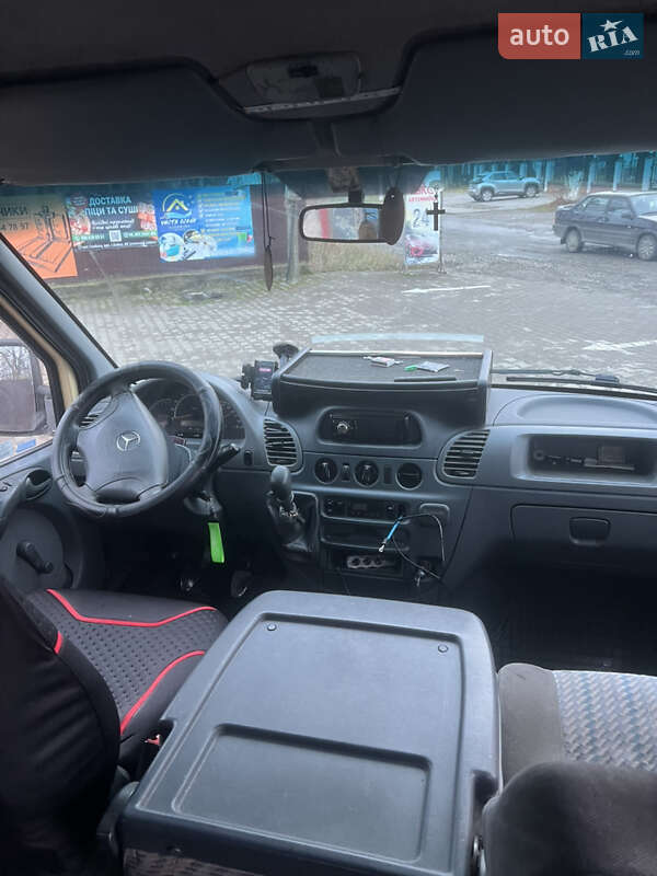 Мінівен Mercedes-Benz Sprinter 2005 в Чернівцях фото 4 Мінівен Mercedes-Benz Sprinter 2005 в Чернівцях