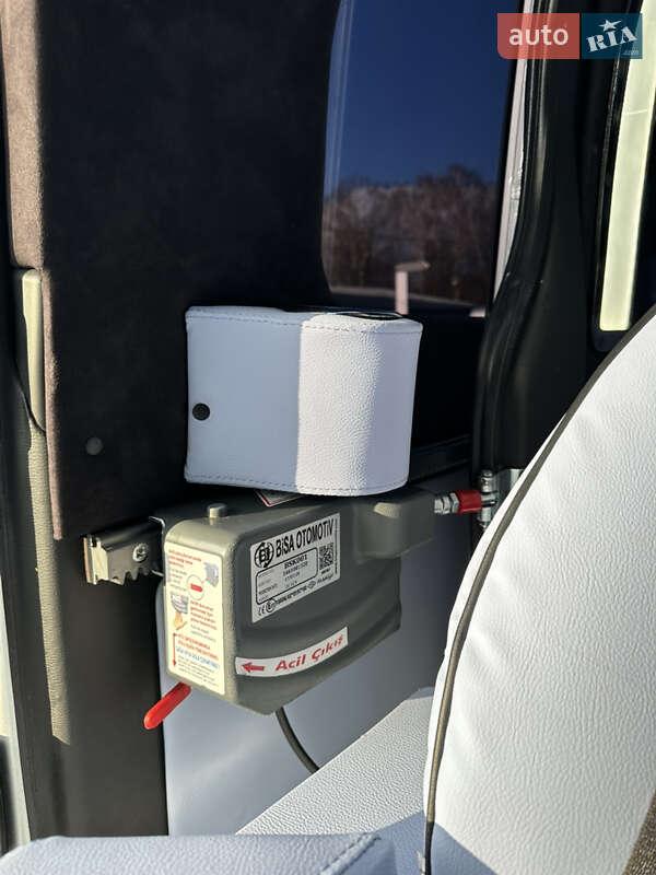 Микроавтобус Mercedes-Benz Sprinter 2018 в Ровно фото 15 Микроавтобус Mercedes-Benz Sprinter 2018 в Ровно