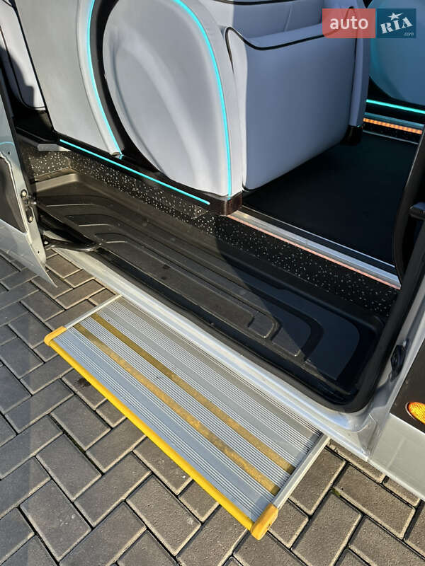 Микроавтобус Mercedes-Benz Sprinter 2018 в Ровно фото 35 Микроавтобус Mercedes-Benz Sprinter 2018 в Ровно