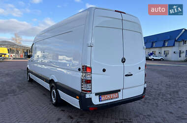 Вантажний фургон Mercedes-Benz Sprinter 2017 в Рівному