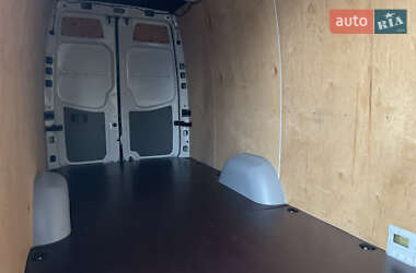 Вантажний фургон Mercedes-Benz Sprinter 2017 в Рівному