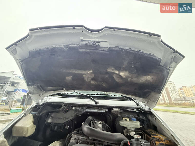 Грузопассажирский фургон Mercedes-Benz Sprinter 2005 в Хмельницком