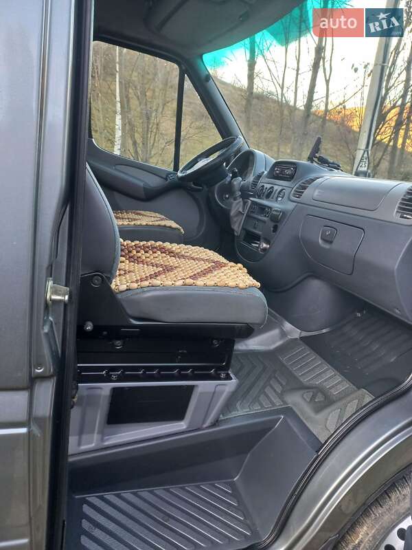 Минивэн Mercedes-Benz Sprinter 2006 в Воловце