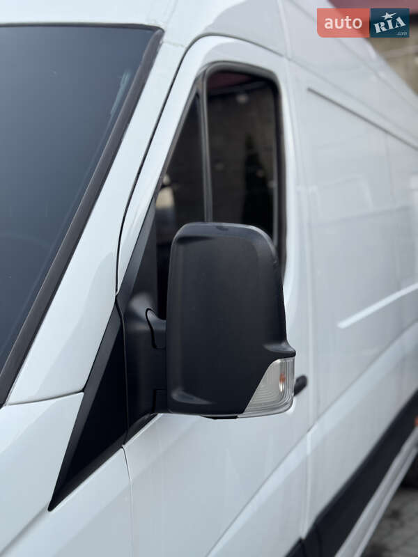 Грузопассажирский фургон Mercedes-Benz Sprinter 2015 в Иршаве фото 40 Грузопассажирский фургон Mercedes-Benz Sprinter 2015 в Иршаве