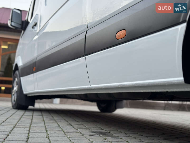 Грузопассажирский фургон Mercedes-Benz Sprinter 2015 в Иршаве фото 41 Грузопассажирский фургон Mercedes-Benz Sprinter 2015 в Иршаве